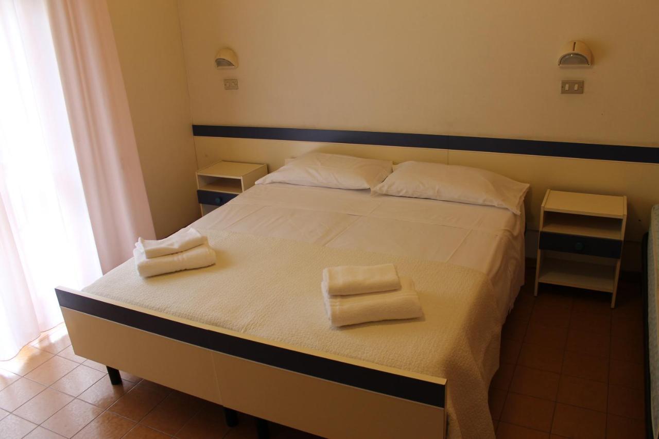 Hotel Residence Ponente Cesenatico Zewnętrze zdjęcie